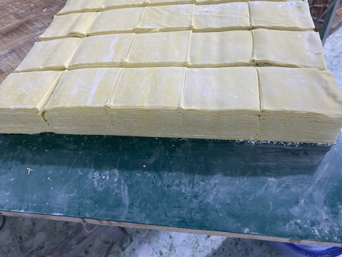 HOÀNH THÁNH MỚI RA LÒ