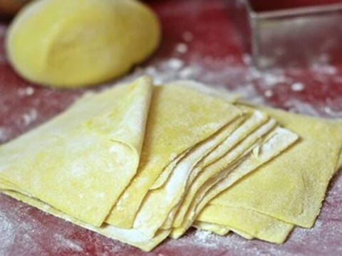 HOÀNH THÁNH MỚI RA LÒ